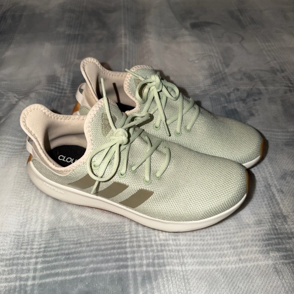 adidas Women's Mint Green Sneakers